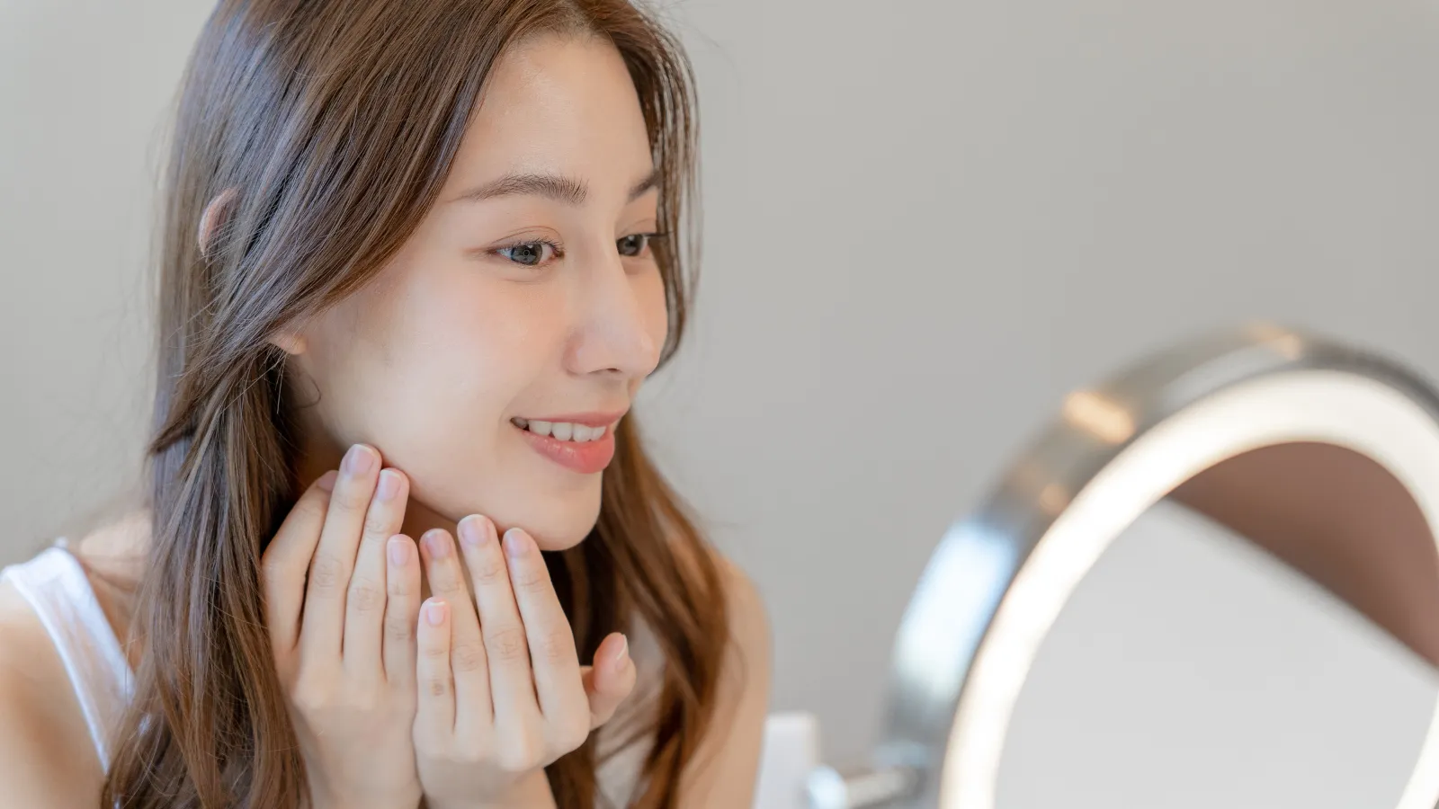 カバーマーク　クレンジングミルク　毛穴　向いている